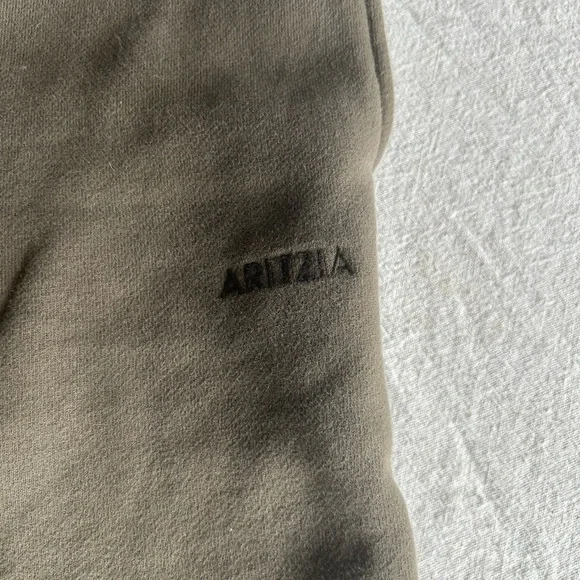 Aritzia Cozy Sweatfleece Mega Straight Sweatpant - Picture 5 of 5